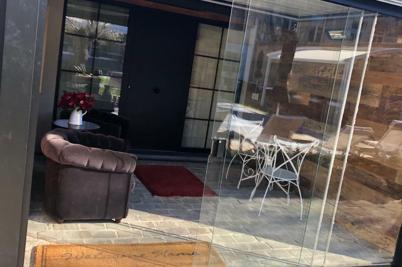 Double Room Pool View,775750456:JPEG