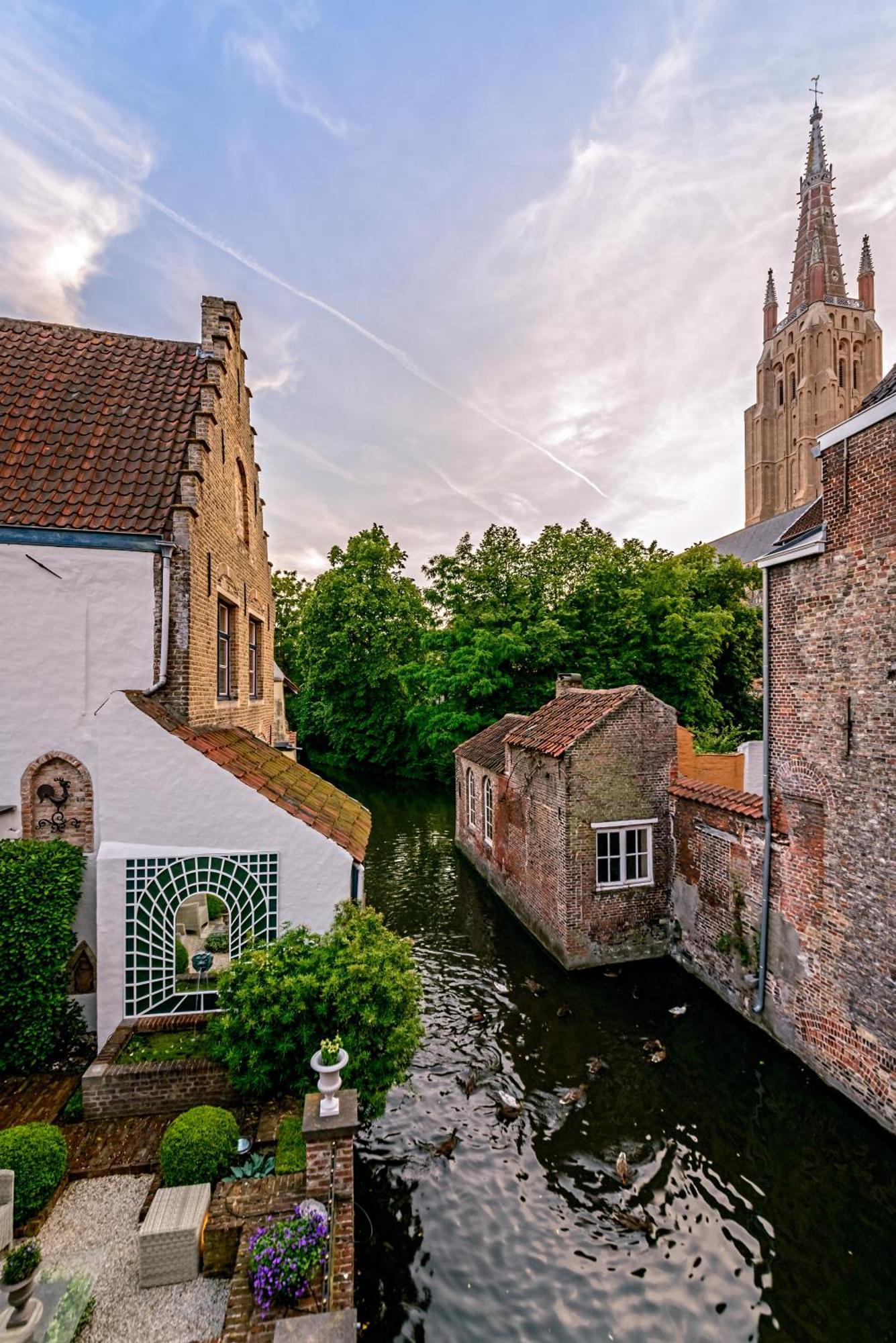 Junior Suite met Uitzicht op de Gracht