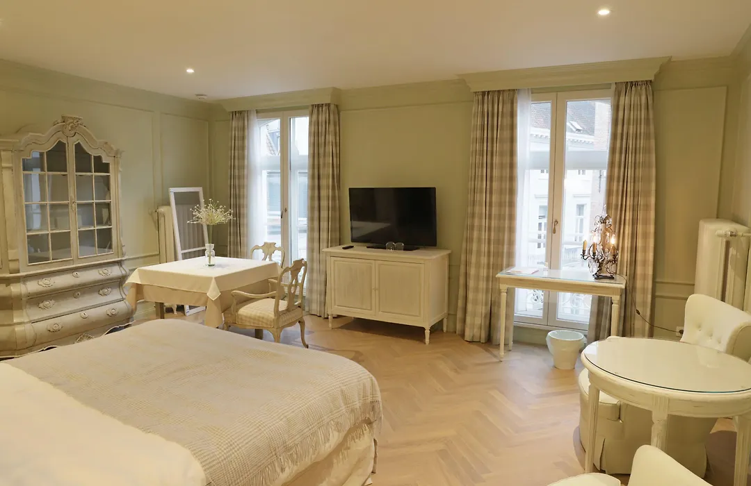 Guesthouse Mirabel-1