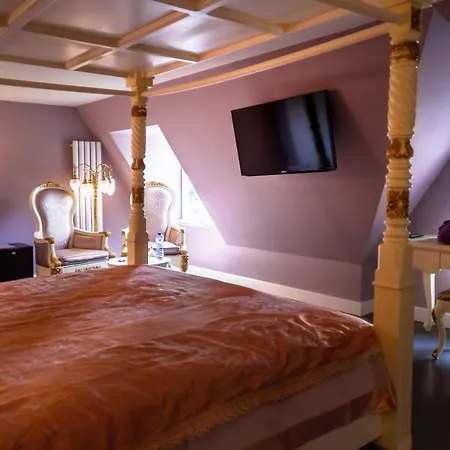 Bruges Luxury Suites-3