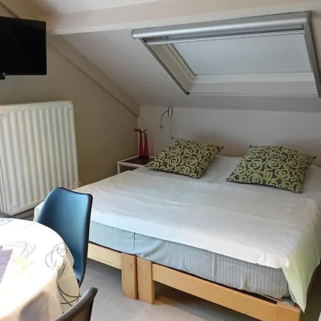 B&B Roseland-2