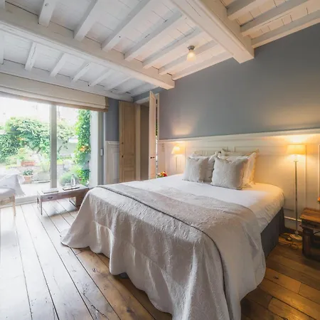 B&B Number 11 Exclusive Guesthouse-2