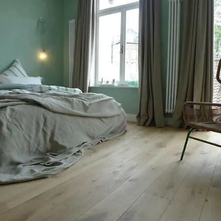 The Doghouse B&B-3
